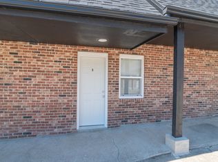 1518 E McCarty St APT 9, Jefferson City, MO 65101