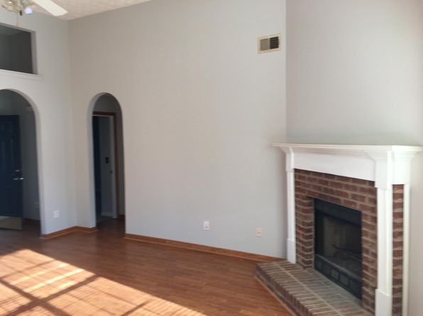 423 Vista Way