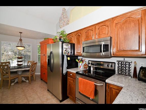 3rd image of 4832 S Taylors Dr
