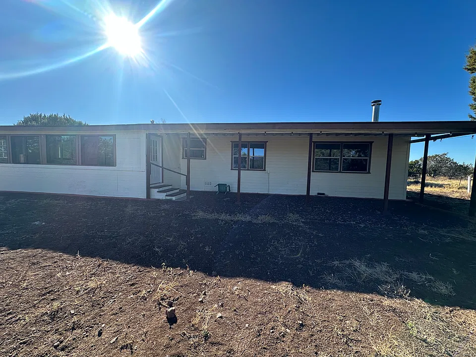 8348 N Buena Vista Trl