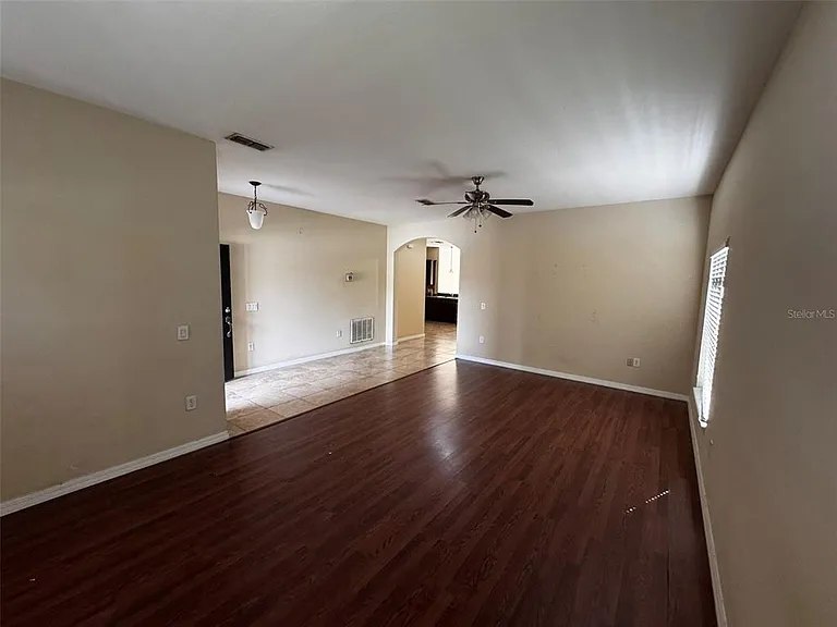 3903 Skipper Ct — Photo 4