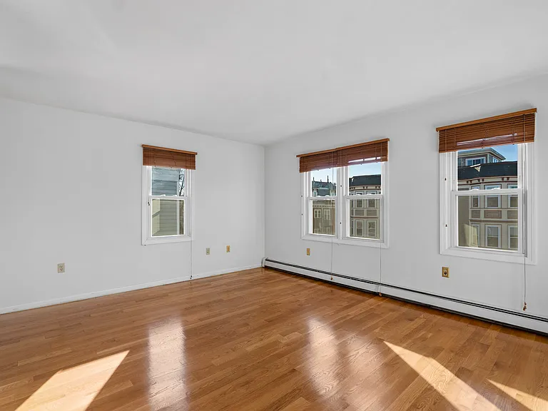 22 Mount B1 Vernon — Photo 11