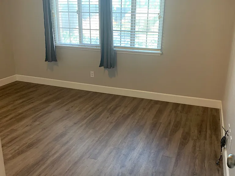 16180 Washington St — Photo 16