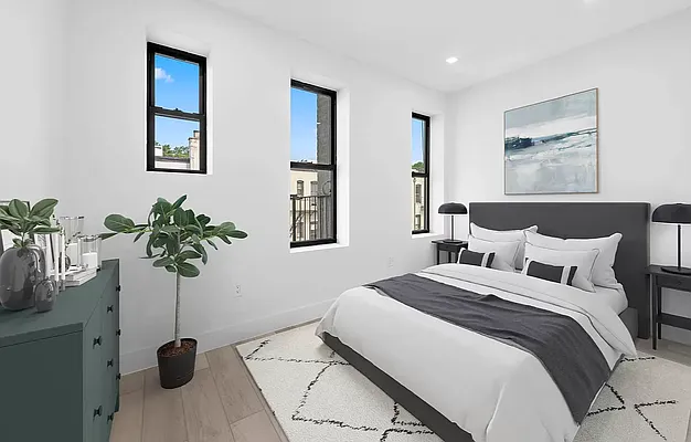 Rented by Bridge Bay Capital | media 27