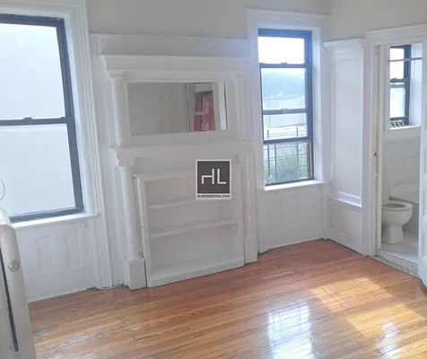 Rented by Highline Residential | media 29