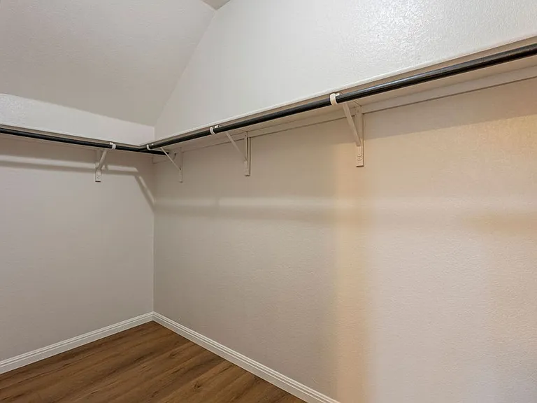3304 Ortman Dr — Photo 10