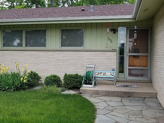 5th image of 2604 Brookside Ave