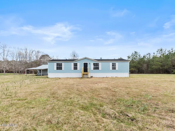 1612 White Oak River Road, Maysville, NC 28555