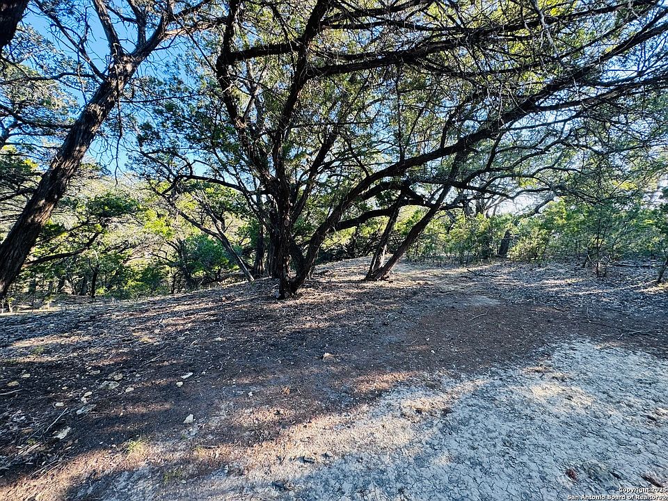 1st image of 169 Center Point Rd.