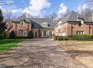 8402 Rapley Ridge Ln, Potomac, MD 20854