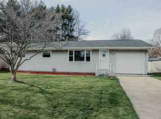 2727 Wyandot Dr, Dover, OH