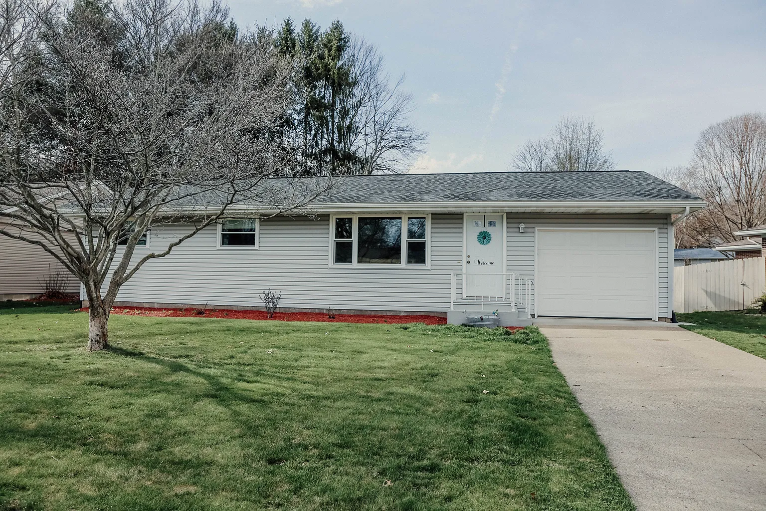 2727 Wyandot Dr photo 1