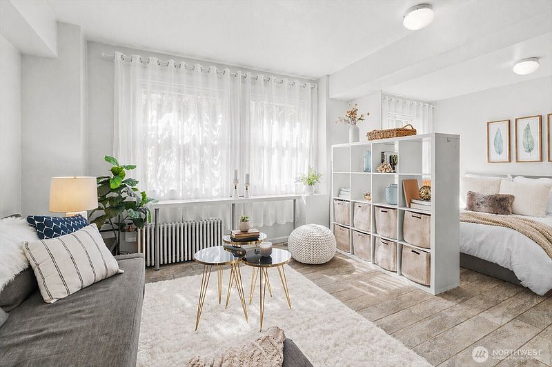 3rd image of 1017 Minor Avenue #206