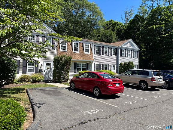 2nd image of 391 Main Street #308