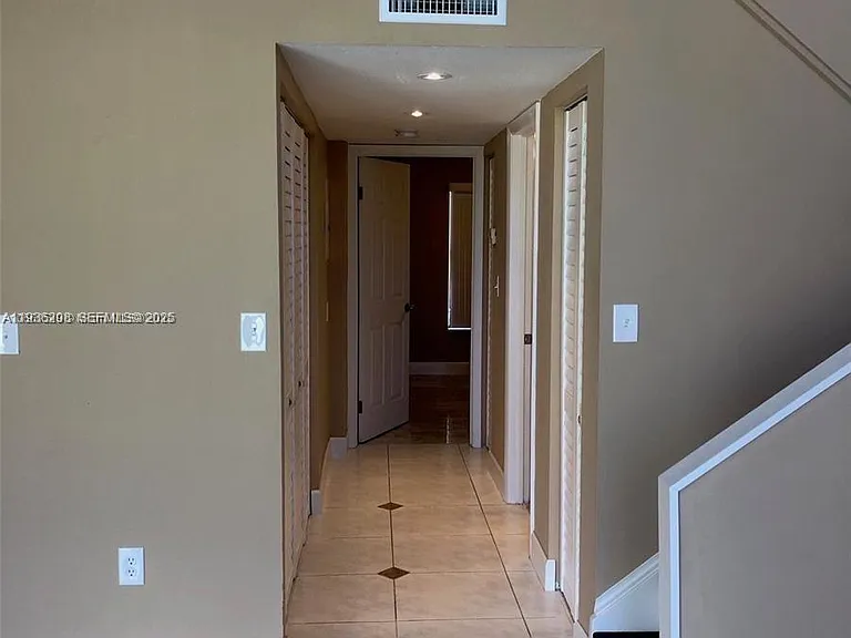 1400 San Remo Cir — Photo 16