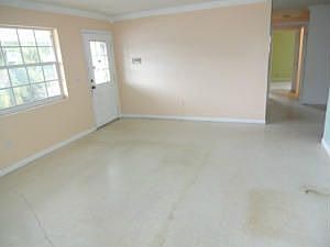 2nd image of 1359 Victoria Dr