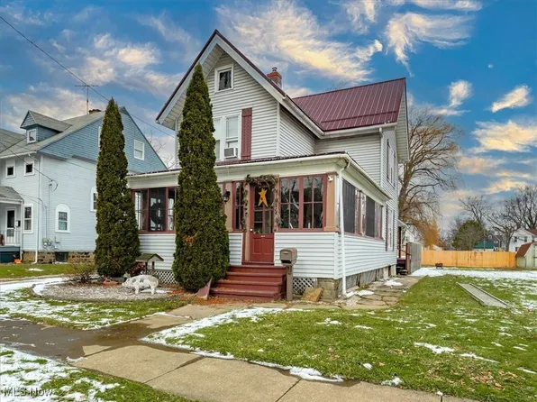 1633 W 5th St, Ashtabula, OH 44004