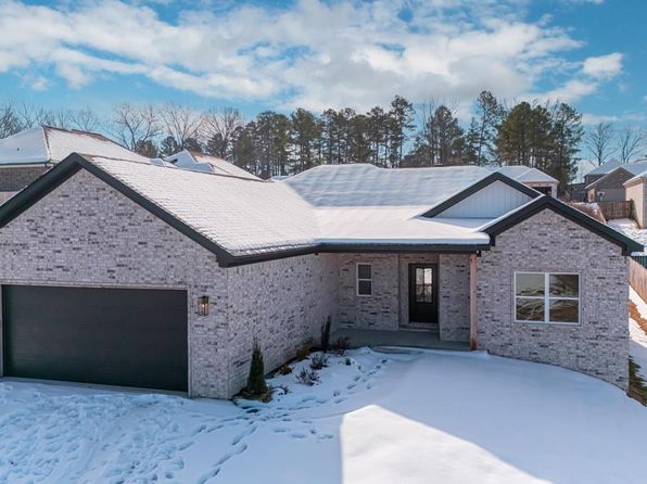 5013 Clover Brook Dr, Bryant, AR 72022
