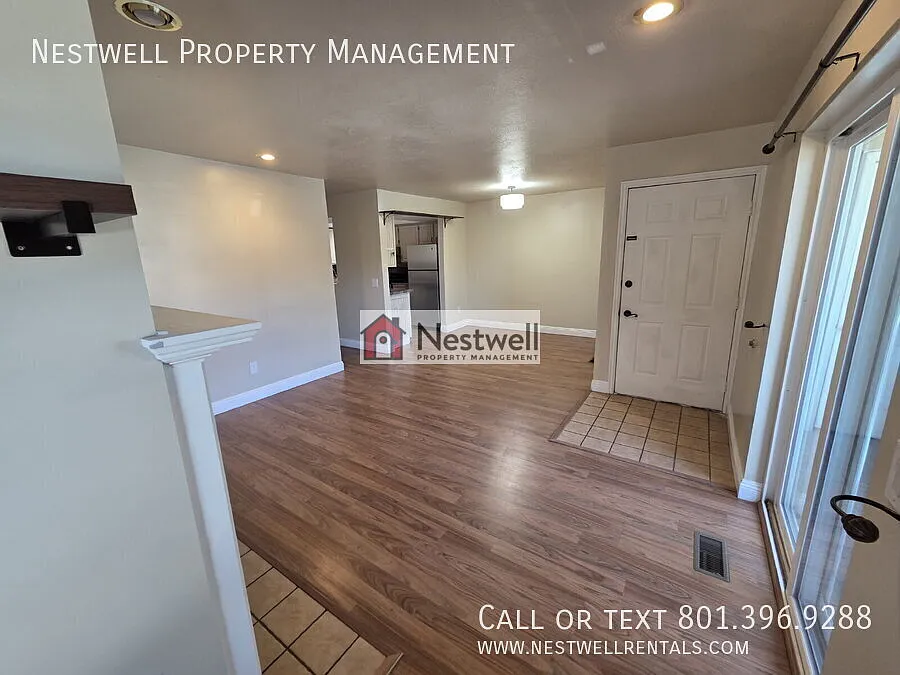 Cute 2-bed condo in the heart of Sandy! — Photo 3