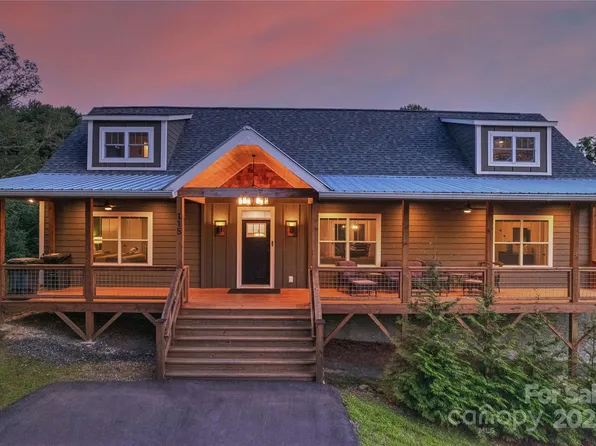 115 Cascade Ridge Rd, Fairview, NC 28730