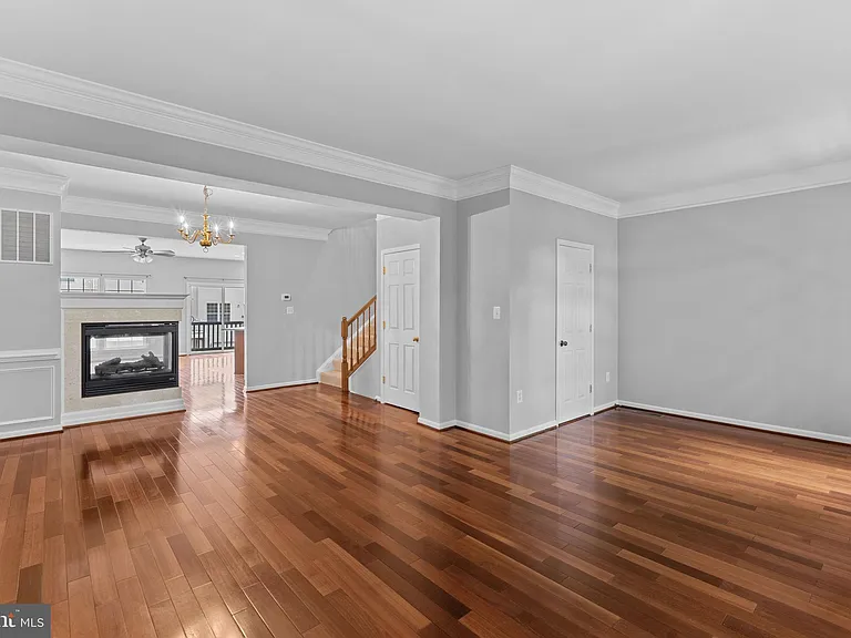 44253 Huron Ter — Photo 15
