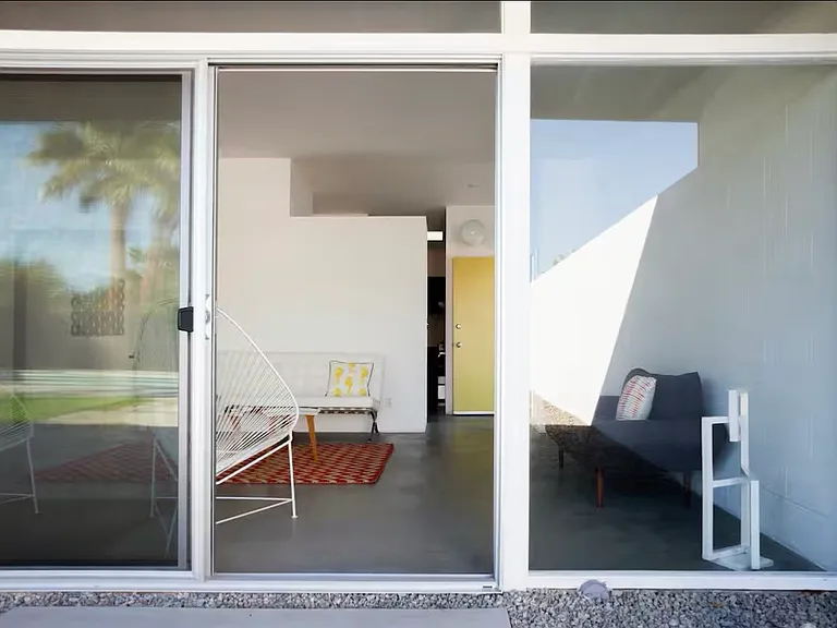 E Paseo Barbara — Photo 10