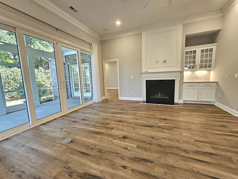 853 Bedminister Ln — Photo 6