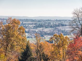 318 Ridge Ave, Ephrata, PA 17522