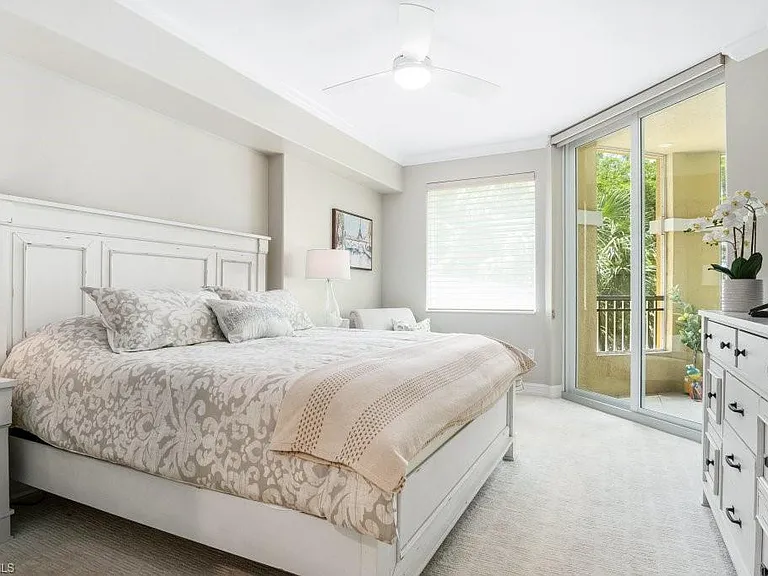 2728 Tiburon Blvd E #A-203 — Photo 14