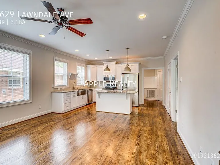 2629 Lawndale Ave — Photo 6