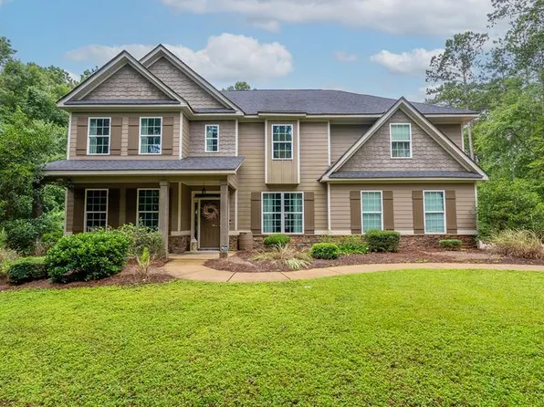 23 Edgewater Ct, Hamilton, GA 31811