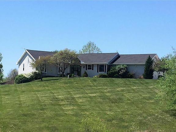 4th image of 20 SE Delaney Dr
