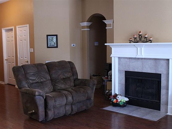 4th image of 19707 Windmoor Ct