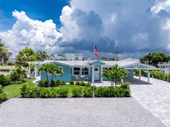 1265 Holiday Dr, Englewood, FL 34223