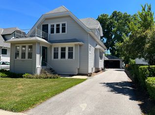 2232 N 68th St, Wauwatosa, WI 53213