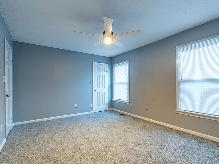 248 Loch Cir — Photo 9