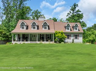 87 Loveman Rd, Cream Ridge, NJ 08514