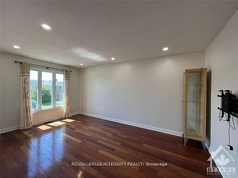 61 Elvaston Ave — Photo 8