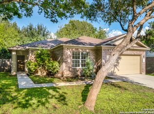 221 Rosegate Dr, Cibolo, TX 78108