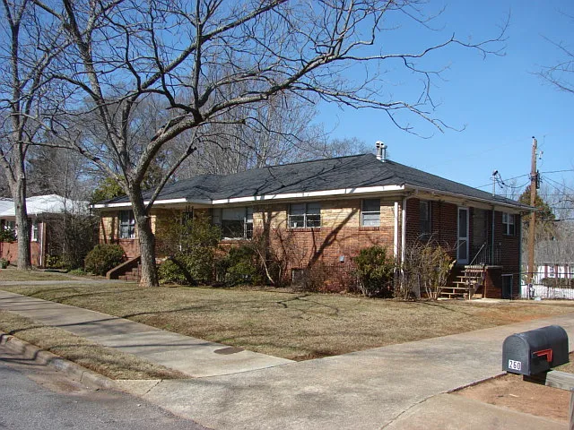 4 Places - 260.5 Holman Ave — Photo 4
