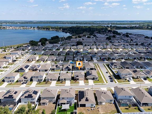 4th image of 339 Lake Smart Cir