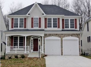 214 Vale Crest Ct, Essex, MD 21221