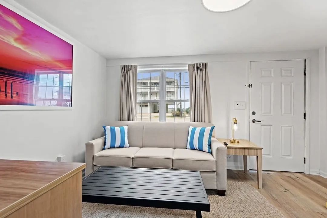 2 bed, $1,800 — Photo 4