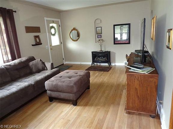 2nd image of 145 Dilworth St