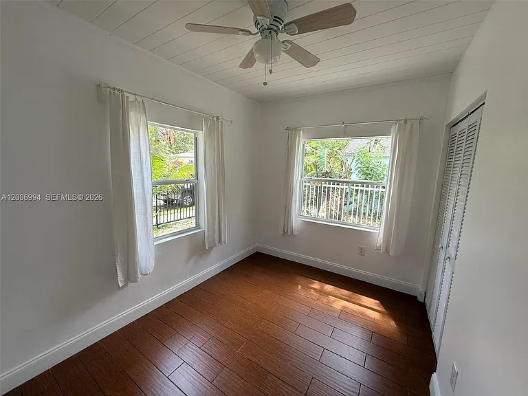 294 NE 57th St #2 — Photo 30