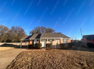 9070 Kirkwood Ln, Southaven, MS 38671