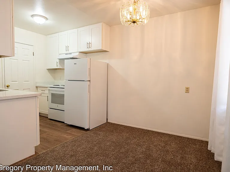 512 Santa Clara — Photo 5