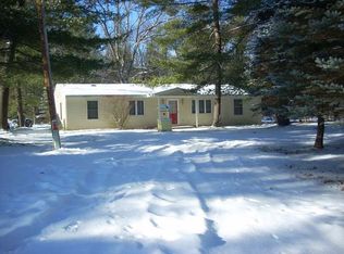 143 Oak Grove Rd, Harrison, MI 48625