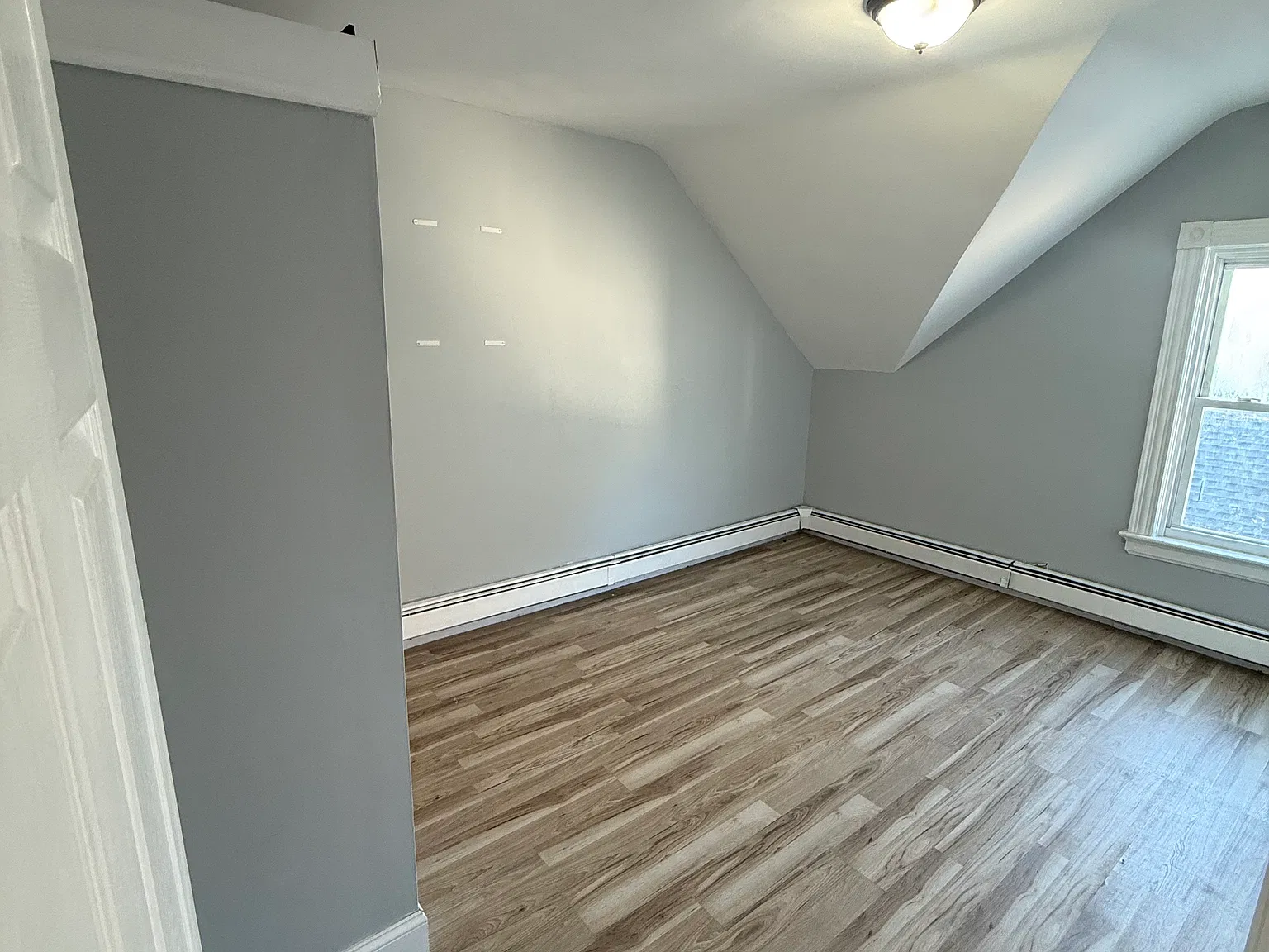 3 bed, 1200 sqft, $2,500 — Photo 4