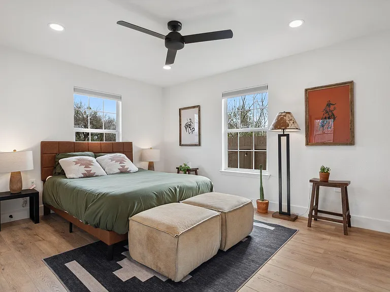 6922 Villita Avenida St — Photo 10
